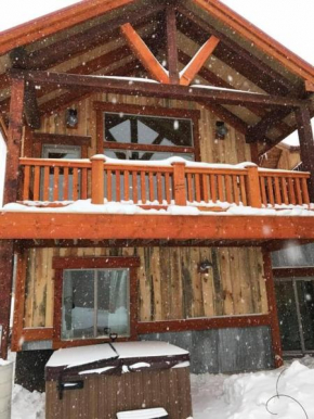Kussy Chalet At Terry Peak Ski Resort Lead